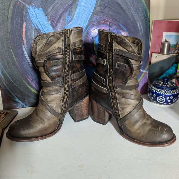 Freebird by Steven - BAKER Boots, Size 8 - Picture 7 of 7